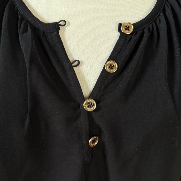 NWT MICHAEL Michael Kors Women’s Elegant Black Flowing Top Gold Buttons Large - Picture 13 of 14